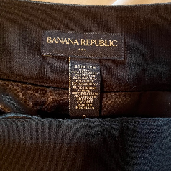Banana Republic knee length skirt size 0 - Picture 2 of 3
